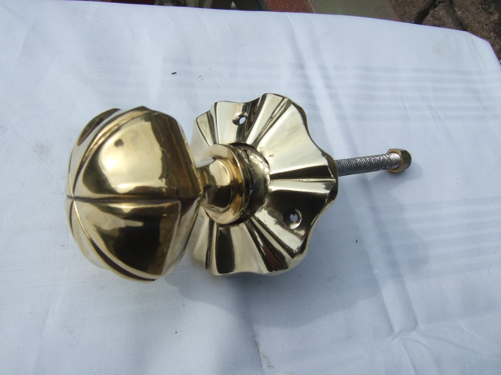 brass centre door pull knob handle ( jelly mould design )