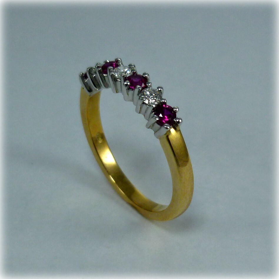 0.50 Ct Round Cut Natural Ruby Diamond Engagement Ring 14K Yellow Gold Size 6