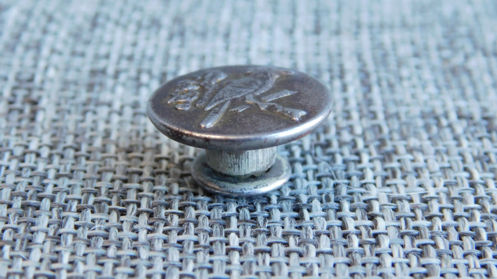 Antique Vtg Uniform Work Stud Button Bird Aprx: 11/16″ #405-B