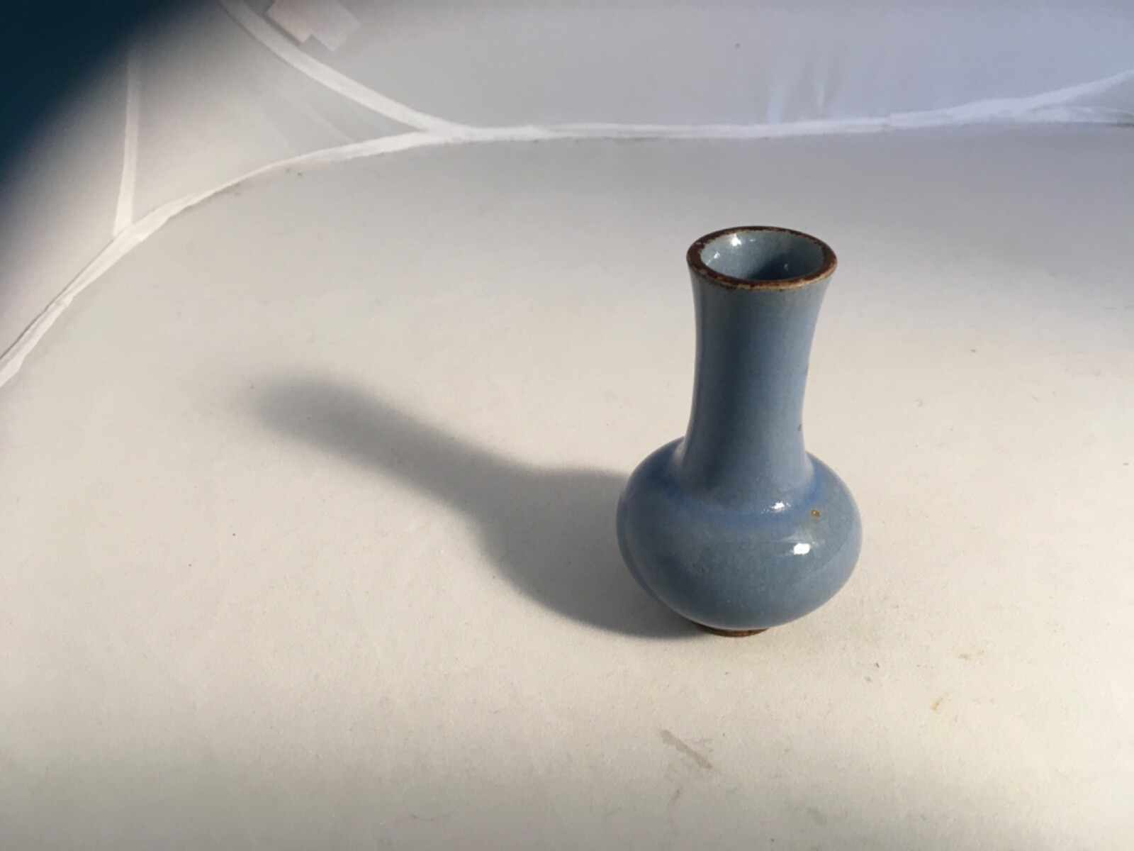 chinese porcelain blue/lavender glaze vase