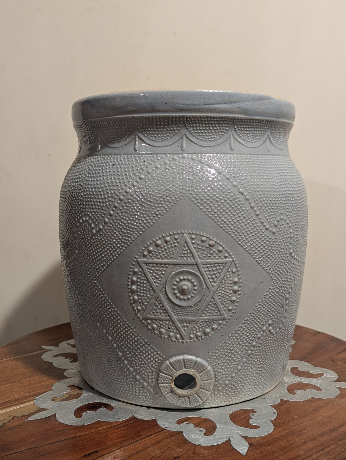 Antique Rare White’s Utica Stoneware Water Cooler Crock Star Of David Starburst