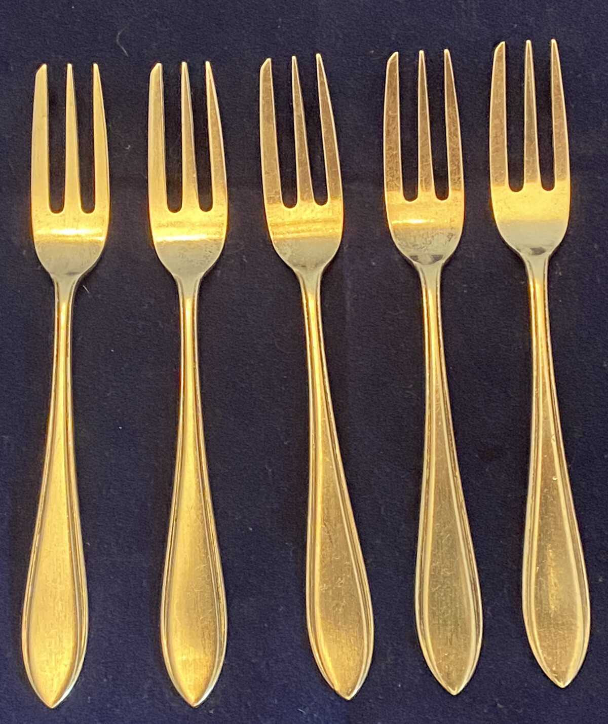 Five Dutch Dessert Cake 4 7/8″ Forks Vintage Zilverstad Pleet 90 Silver Plate