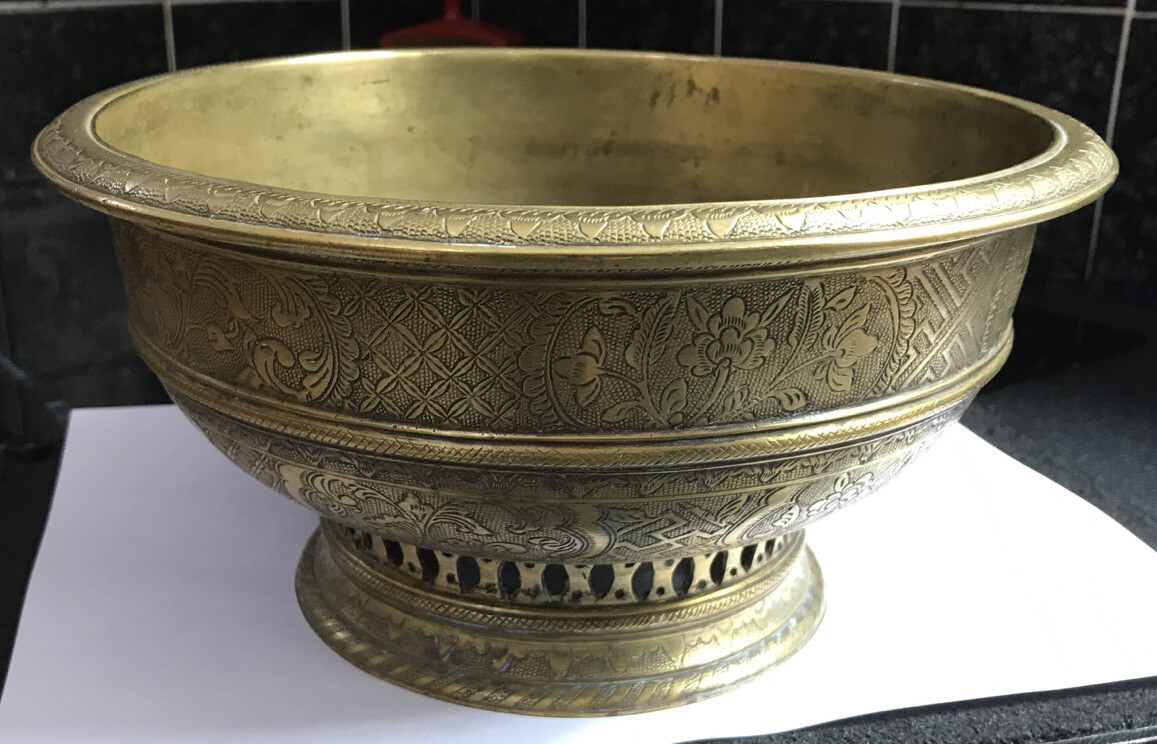 VINTAGE ANTIQUE SOLID HEAVY BRASS PEDESTAL ALTER TEMPLE BOWL CENSOR RELIGIOUS