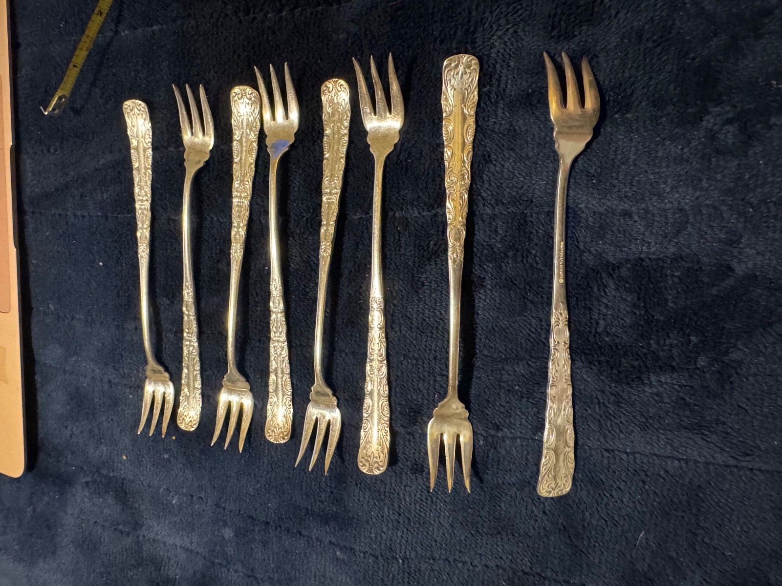 8 Piece 1847 ROGERS BROS A 1 Silverplate Ornate Seafood Forks 3-Prong Vintage 6″