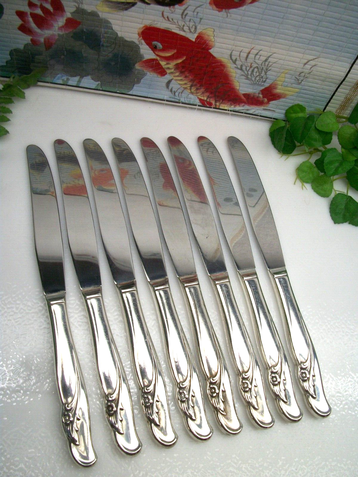 8 International Silver Rogers EXQUISITE Silverplate Dinner Knives 1957