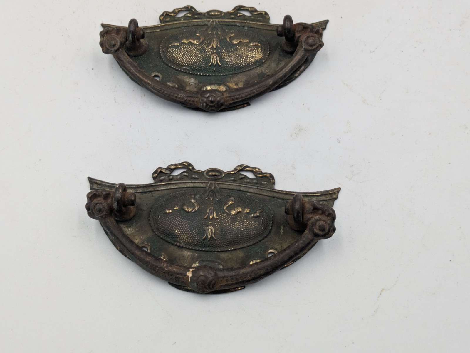 VICTORIAN EDWARDIAN ART NOUVEAU DRAWER PULL HANDLES RECLAIMED BRASS CAST IRON