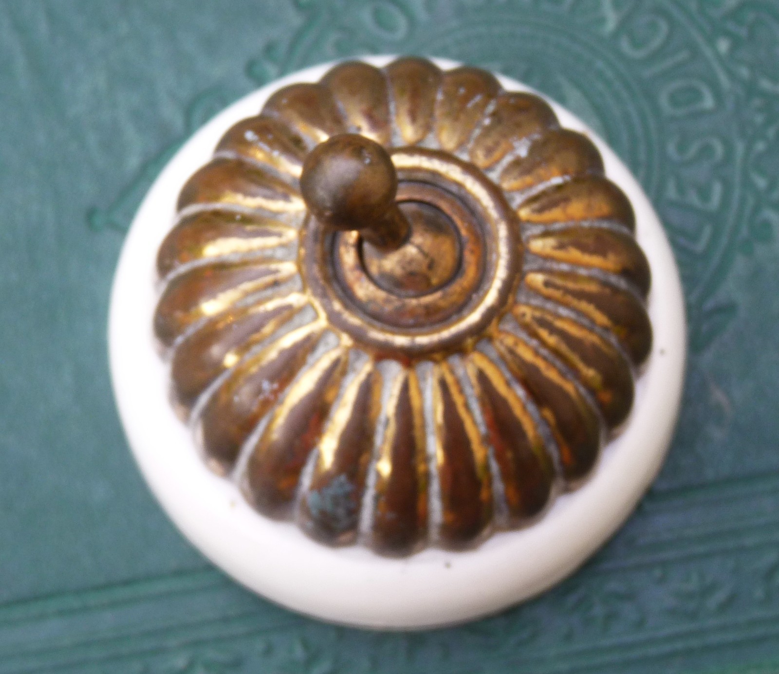 Dolly toggle light switch TELAC Jelly mould brass ceramic Vintage 1930s