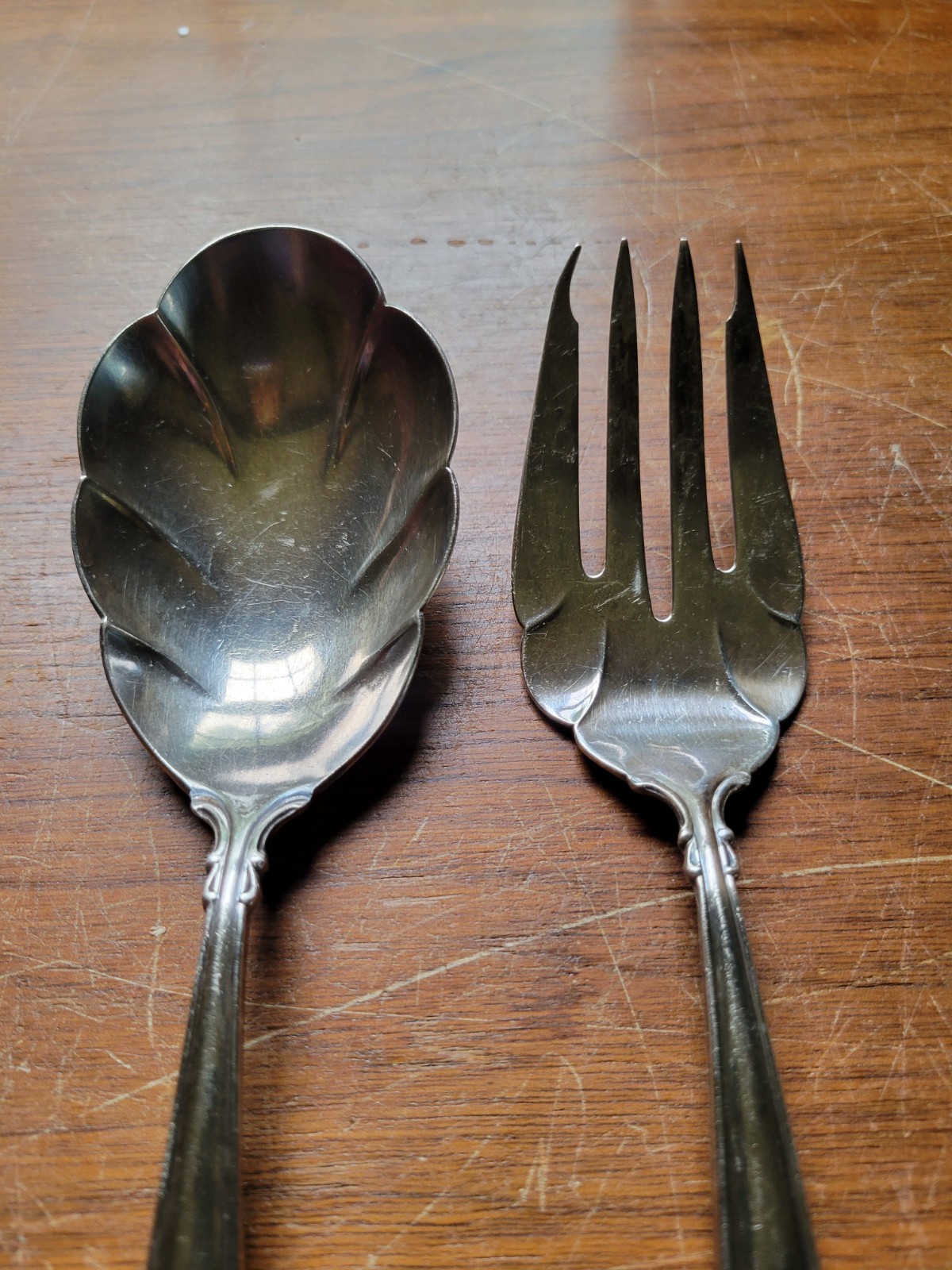 International Deep Silver / Flatware Serving Spoon & Fork