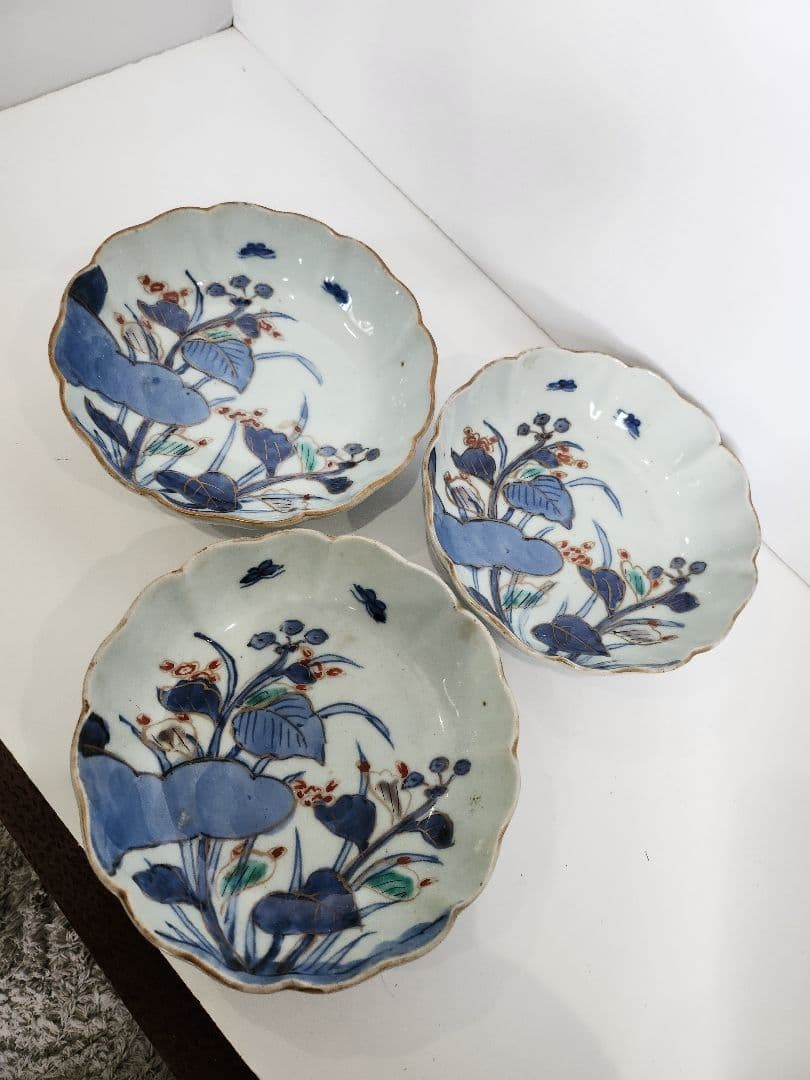 Antique Ko-Imari Chenghua Mark Overglaze Bowls Set of 3 Japan multicolo