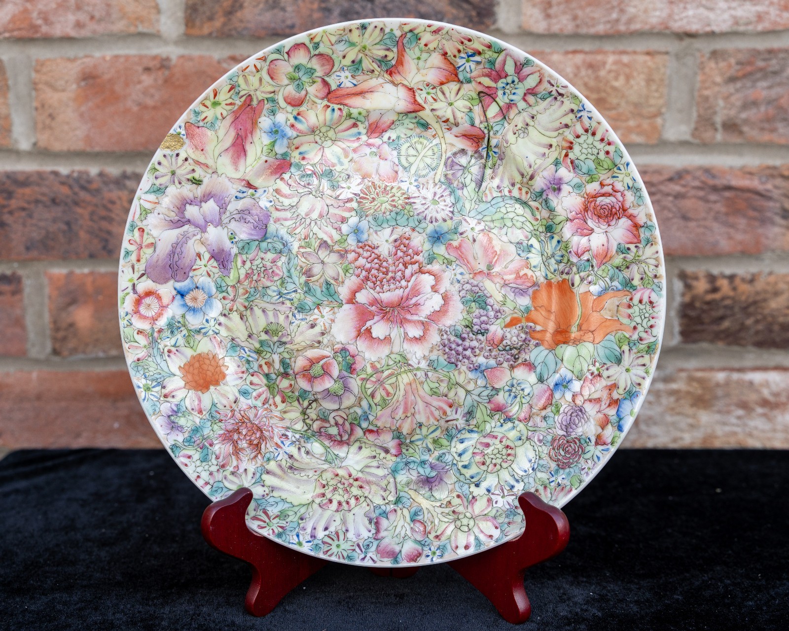 Chinese Famille Rose Millefleur Plate 26cm Diameter Late Qing
