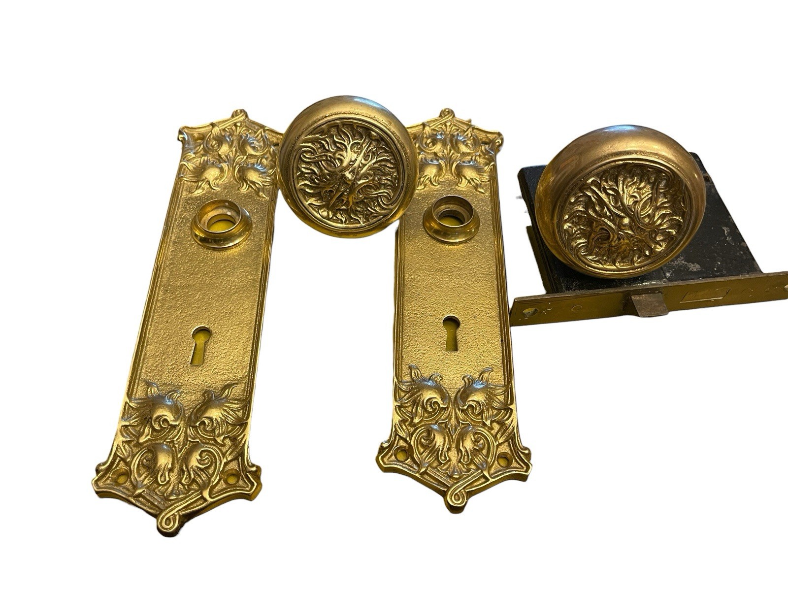 Victorian Scroll Patterned Design Door Knob & Plate Set Home Renovation Antique