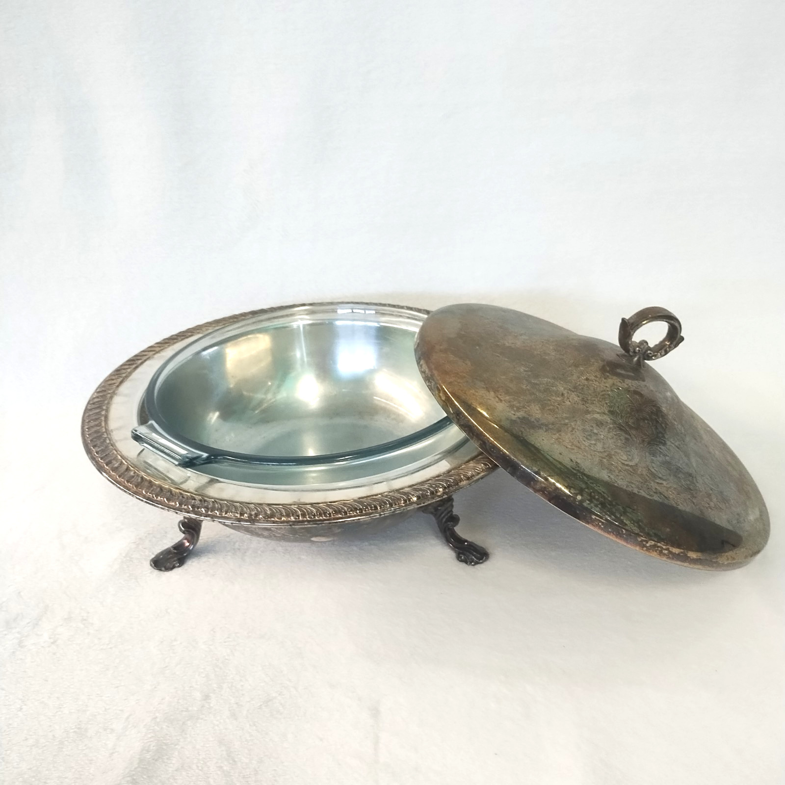 Vtg F.B. Rogers Silver Co. 1158 Trademark 1883 Footed Serving Bowl Dish W/ PYREX
