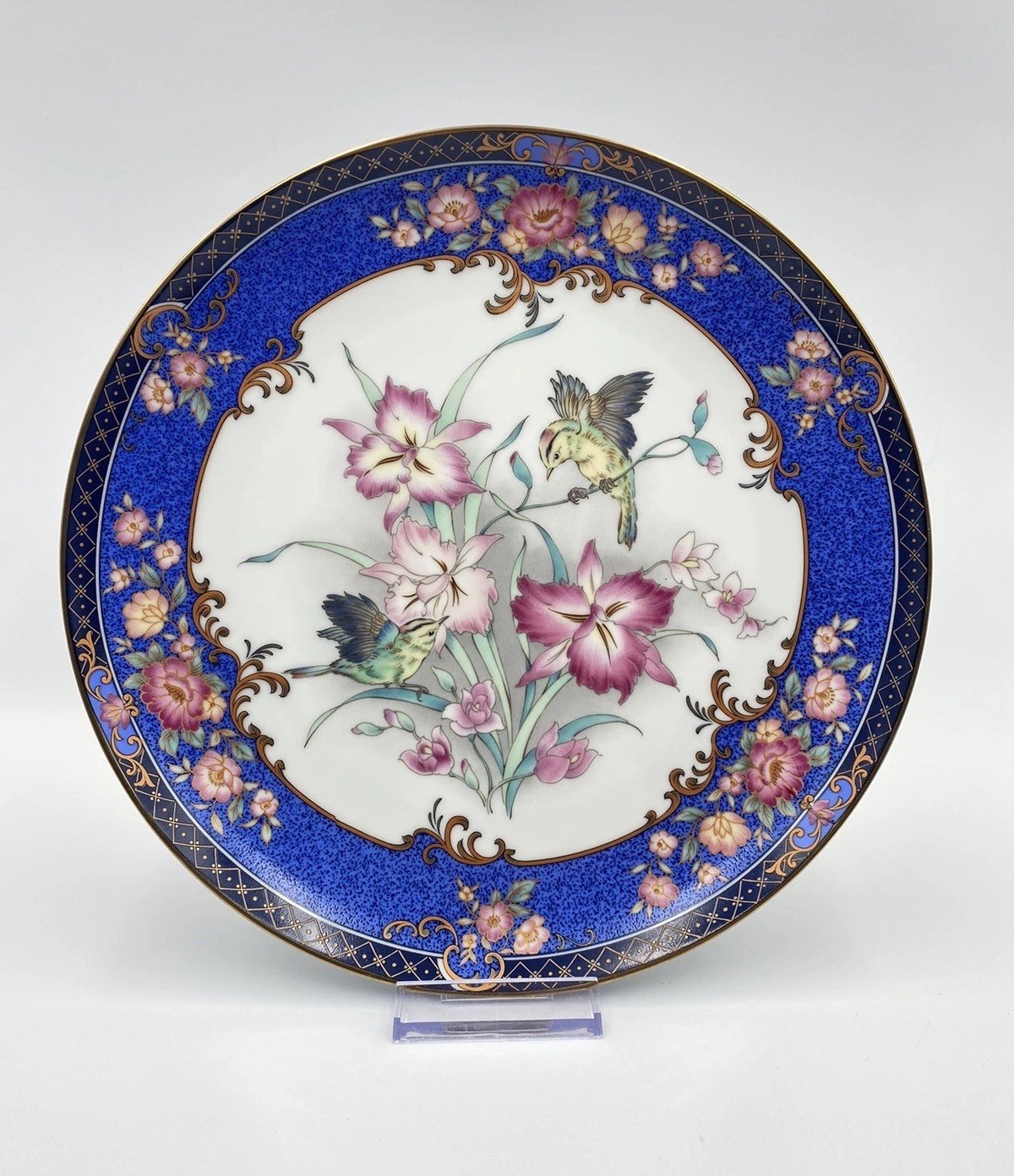 Japanese 26cm Diameter Plate Decorated With Flowers And Birds