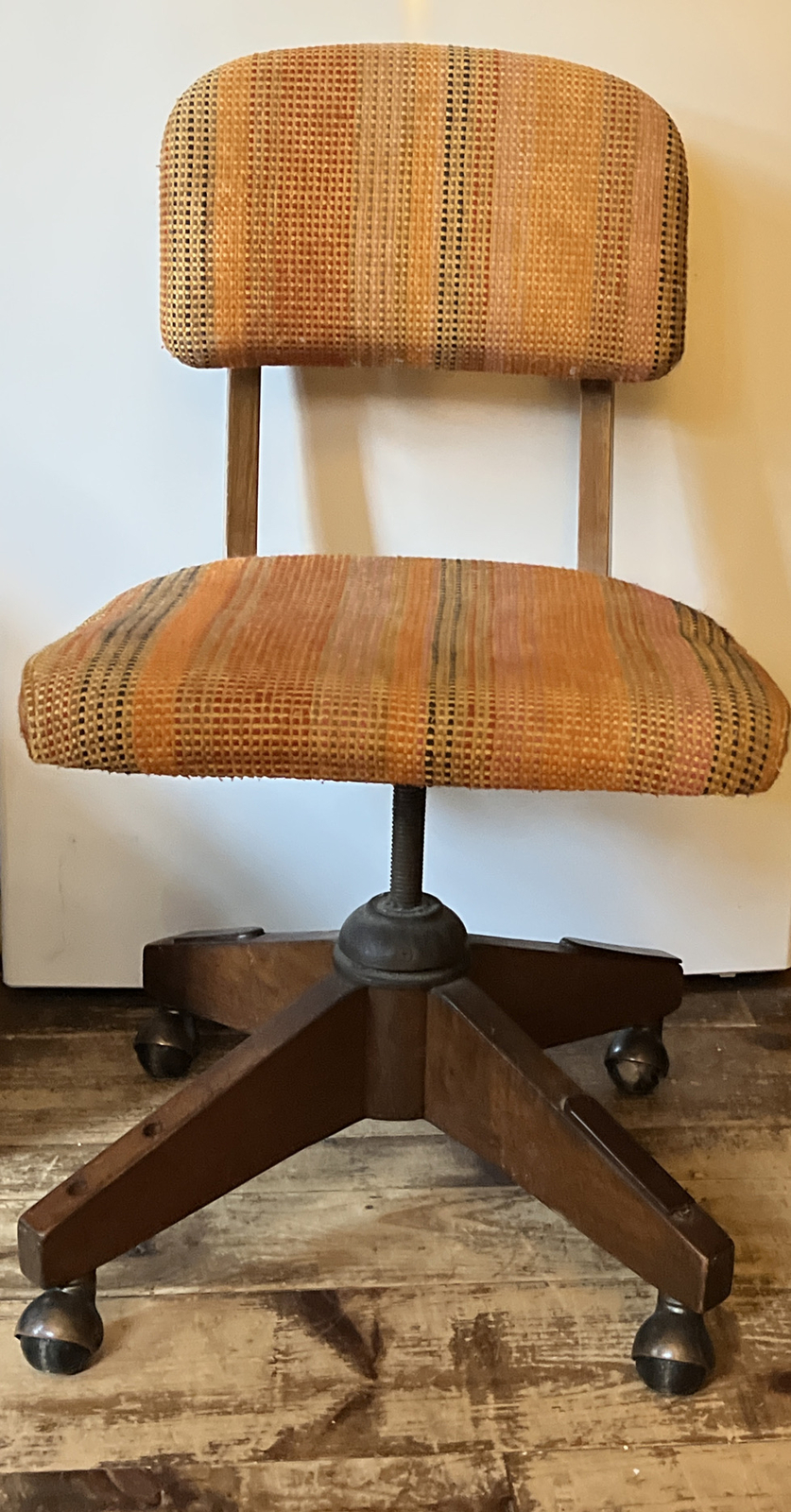 Vintage Swivel Rolling Wooden Metal Bankers Office Chair Adjustable Height Back