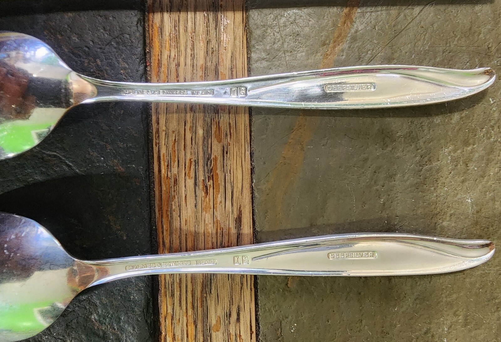 ✅ LOT OF 2 MID CENTURY c1958 WOODSONG SILVERPLATED PLACE/ OVAL SOUP🥣 SPOONS