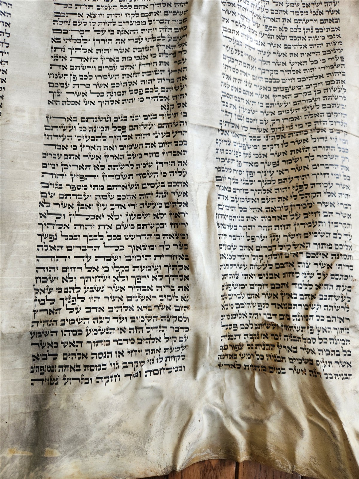 TORAH SCROLL FRAGMENT MANUSCRIPT on VELLUM 19th cent. ANTIQUE BIBLE DEUTERONOMY