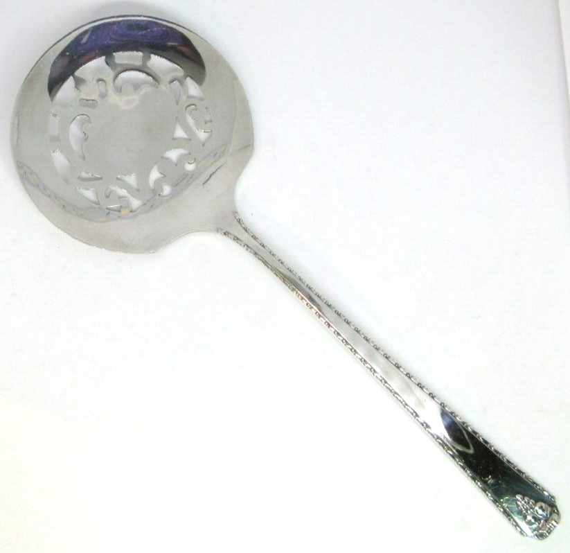 Oneida Prestige BORDEAUX *1 Tomato Server* 7 7/8″ Silverplate 1945