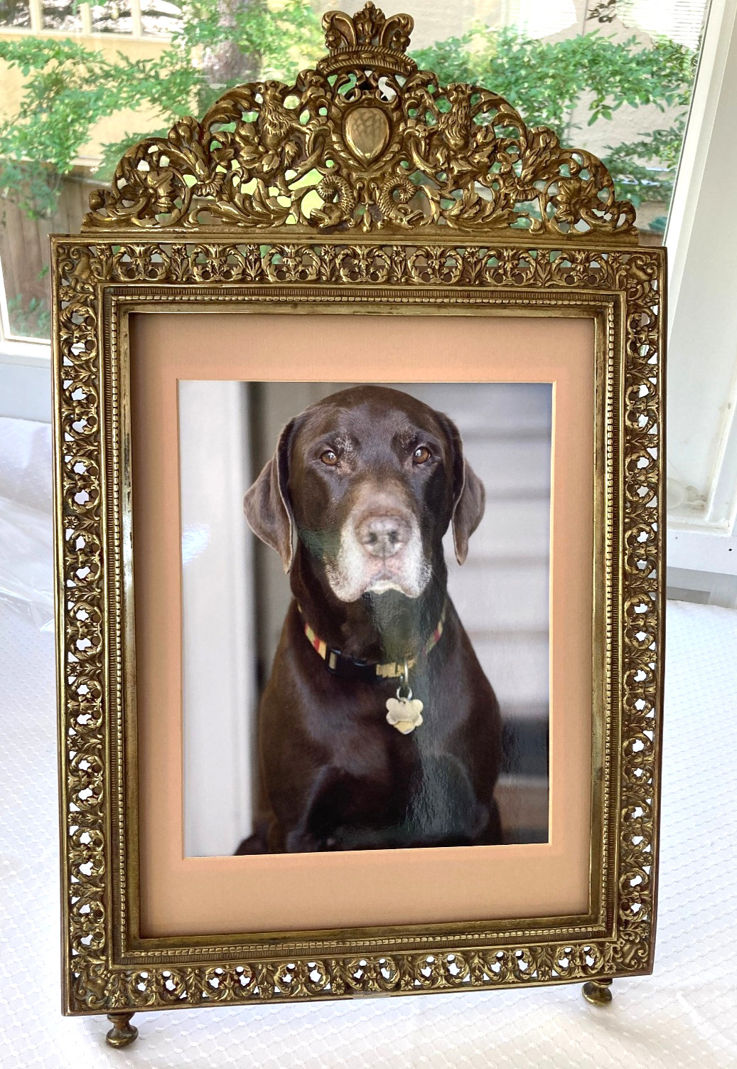 20″ x 12″ ANTIQUE BRASS EASEL MIRROR or PICTURE FRAME. FOR DRESSER/TABLETOP/WALL