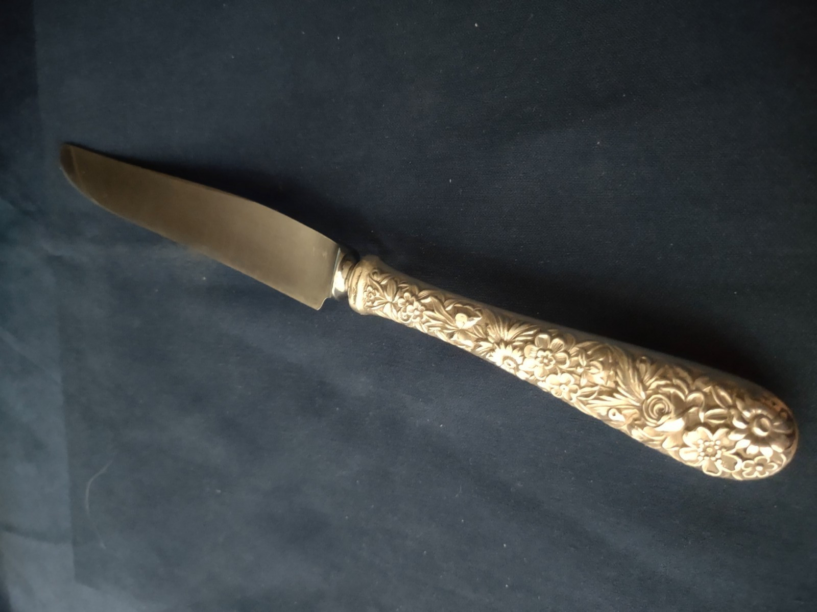 S Kirk & Son Inc. Sterling “REPOUSSE” Dinner Knife w/bolster 9 3/4″ FREE SHIP!