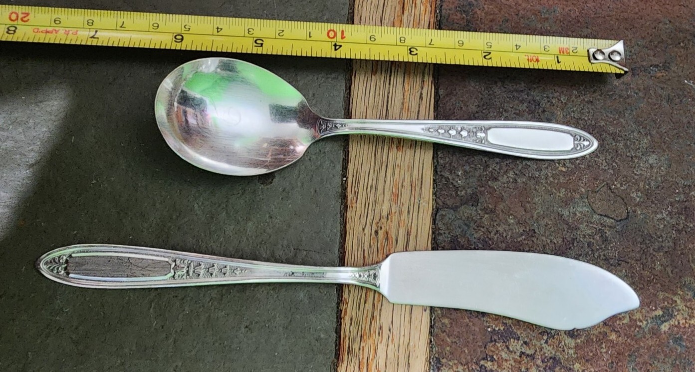 👌c1929 ENCHNTEMENT/ BOUNTY SILVERPLATE MASTER BUTTER KNIFE & SUGAR SPOON 🧈🍚