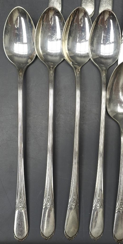 FLATWARE 66pc W.M. ROGERS silverplate Mary Lou (1938) service 8 +EXTRAS +SERVING