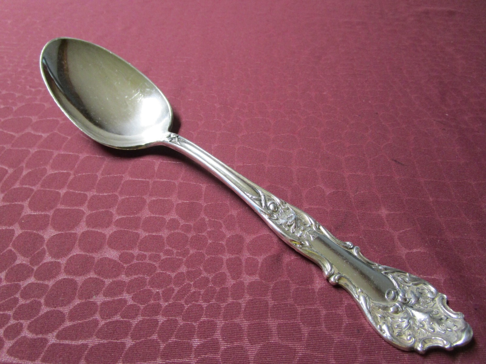 CHARTER OAK Table Serving Spoon 1906 Rogers Silverplate No Monogram bu