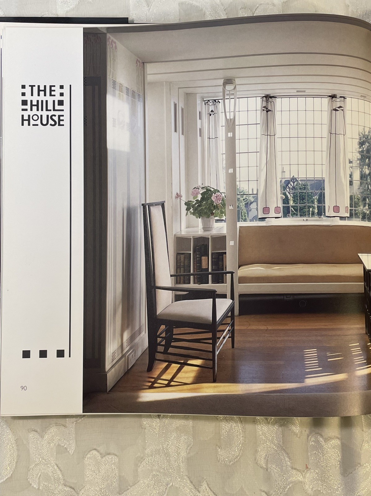 Mackintosh Style – Mission Arts & Crafts Furniture Decorative Arts / Book