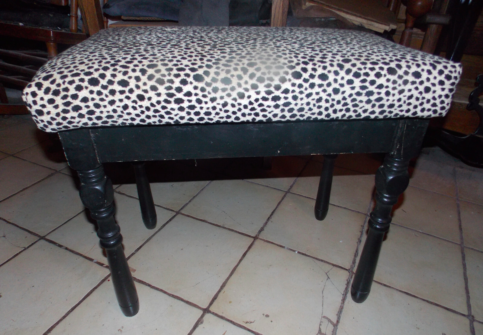Black Leopard Print Vanity Bench (JLC-VB-94)