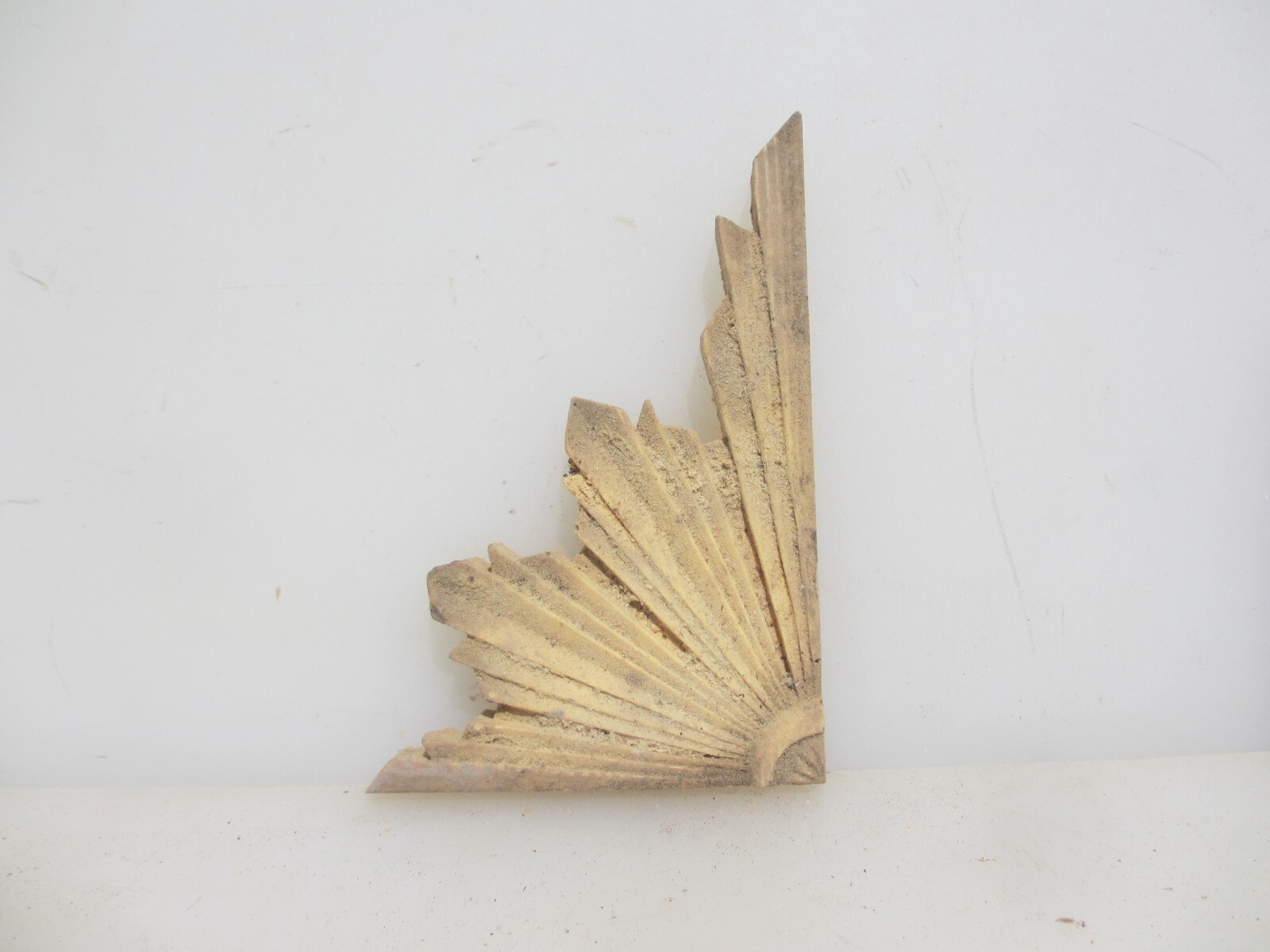 Carved Wooden Furniture Decorative Mount Art Deco Star Sun FAUX Wood – £4each