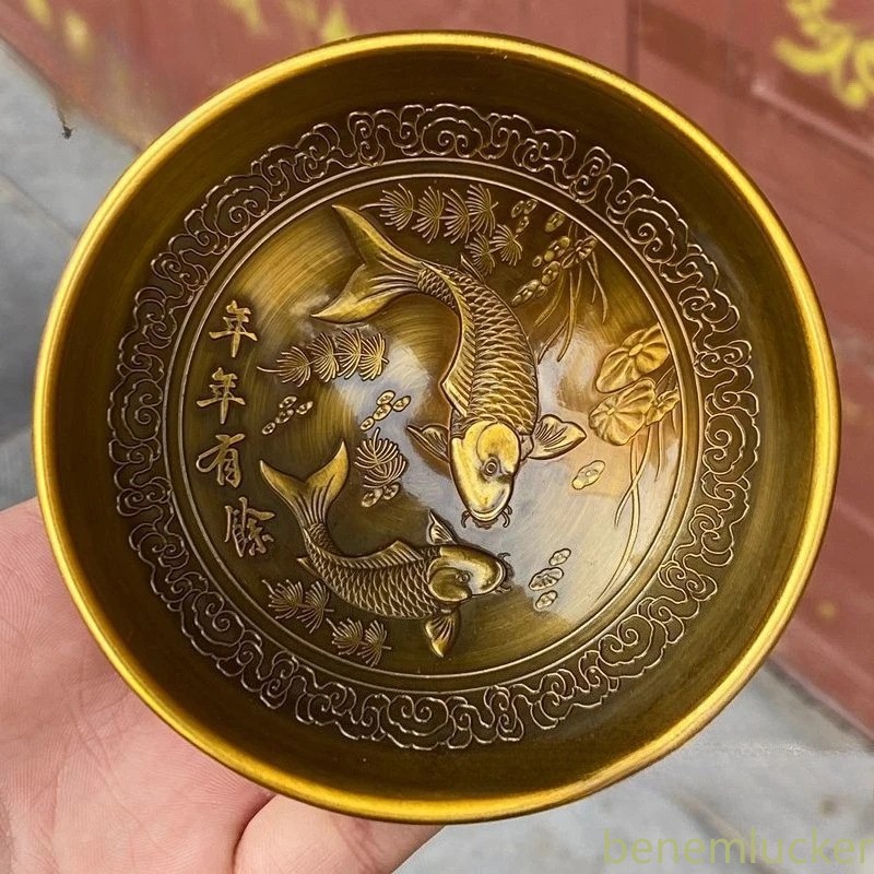 10cm Chinese Retro Brass Handcarved Koi Tea Bowl Craft Home Ornament Collection