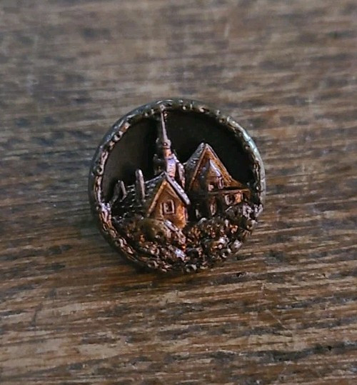 Antique Victorian Picture Sewing Button Castle Cathedral Spire