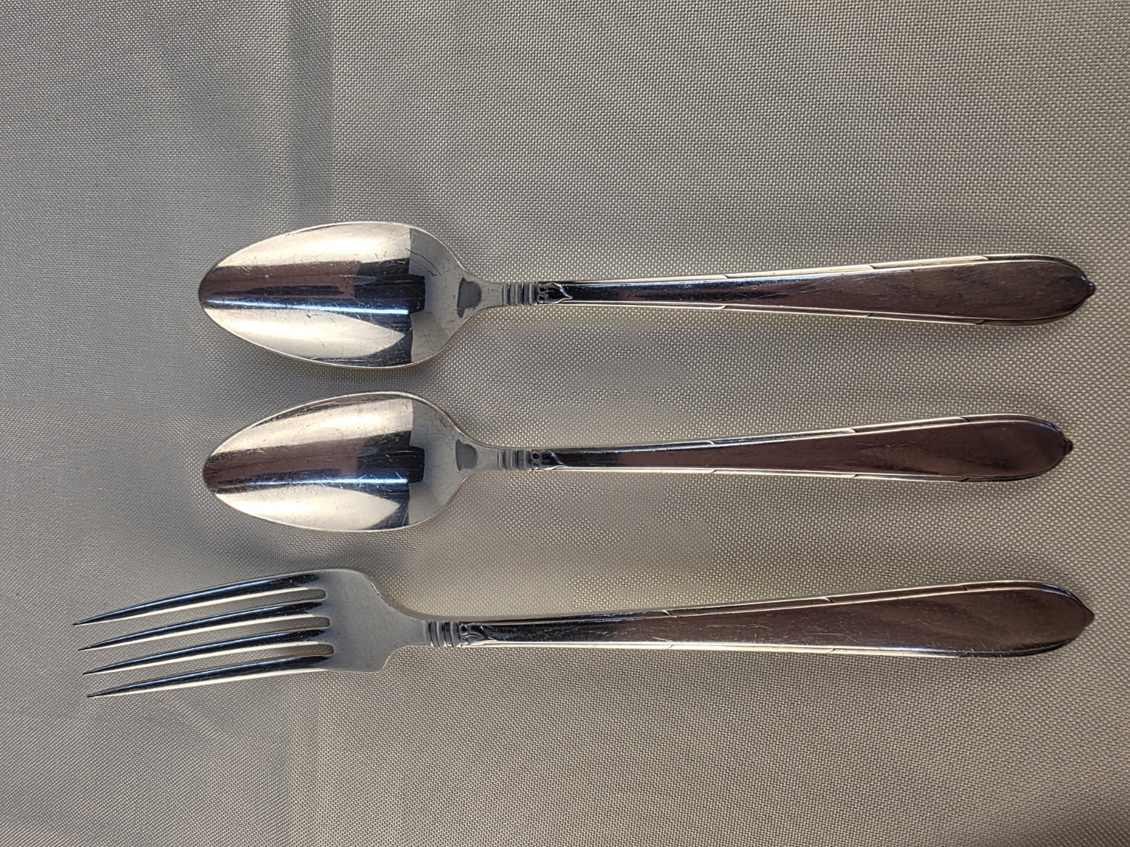 Antique Oneida Community Plate Berkeley Square 1935 Silverplate- Set Of 5 Flat