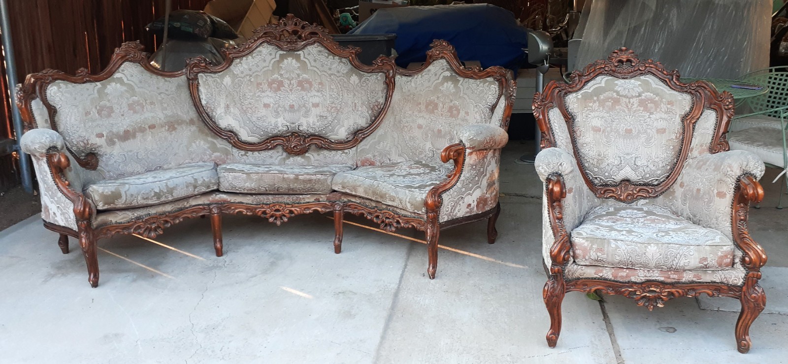 Vintage Floral Pattern Victorian Style Couch Arm Chair Set Sofa Carved Wood Foot