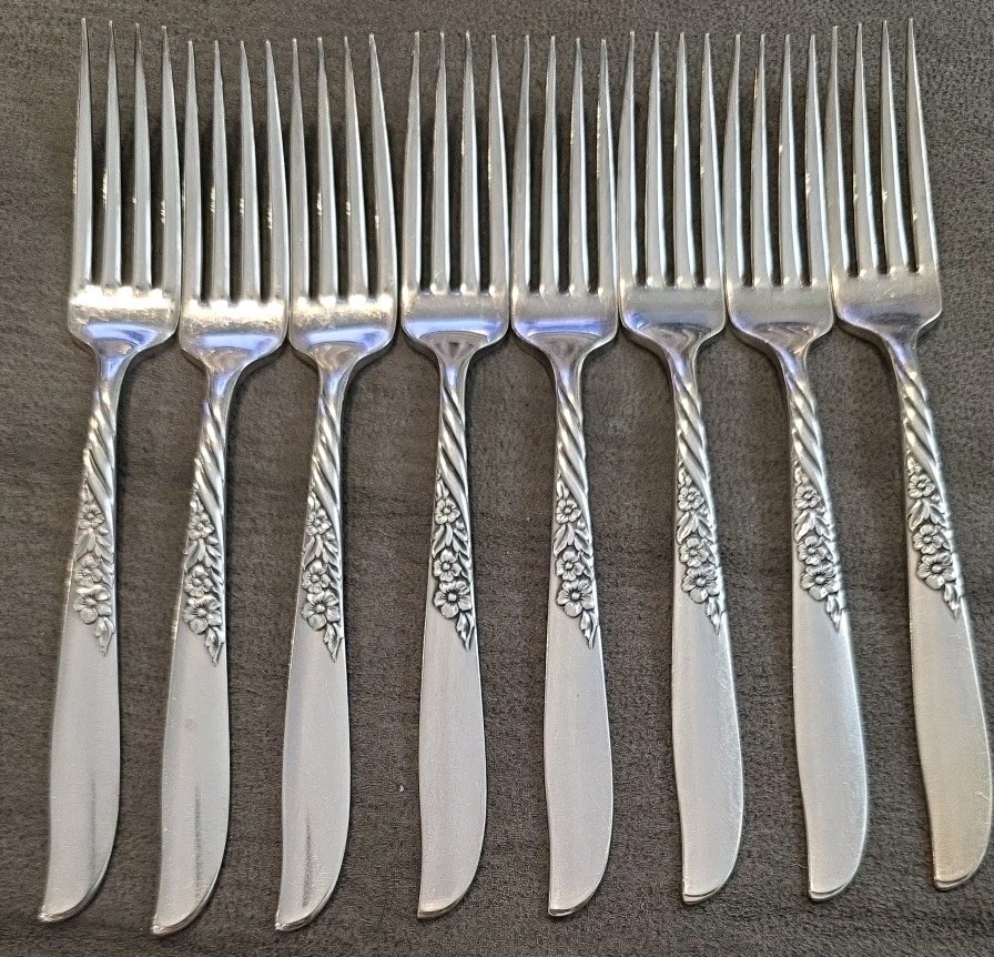 1958 Wm. A. Rogers “Wildwood/Always” 8 Dinner Forks Silverplate Oneida Ltd.