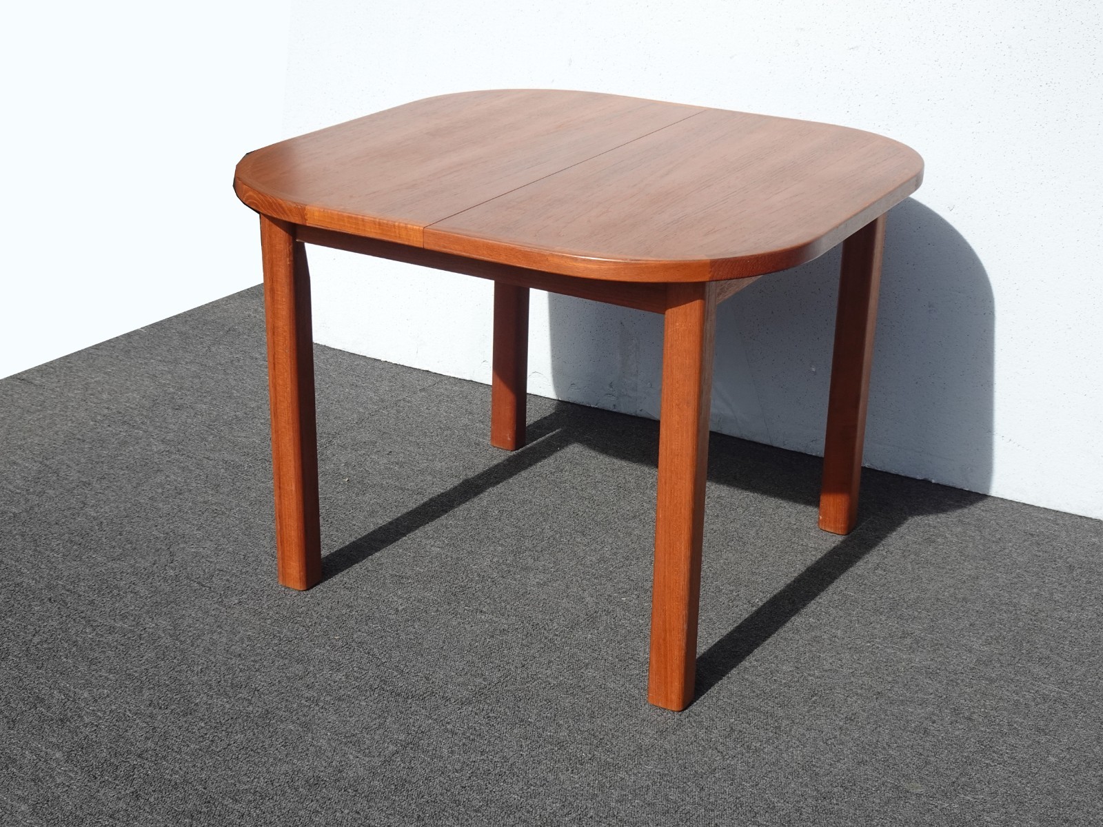 Mid Century Scandinavian Extendable Dining Table by Diethelm Scanstyle D-Scan