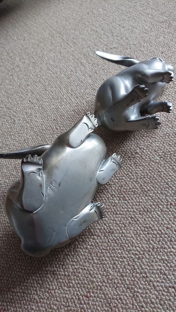 Japanese Vintage Rabbit Bronze Statue Pair Animal Sculpture Metalwork Figurine