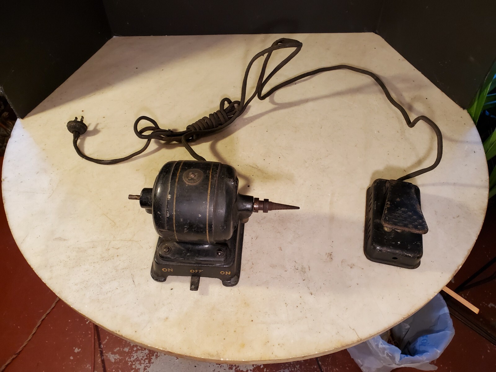 Antique FIDELITY Electric Co. Lancaster Pa Motor Reversing w Foot Switch – Fan