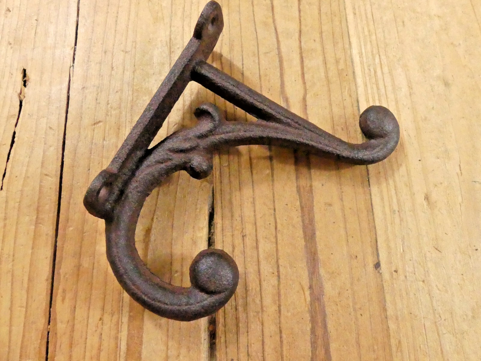 12 RUSTIC COAT HOOKS ANTIQUE STYLE CAST IRON 4.5″ WALL DOUBLE RESTORATION BROWN