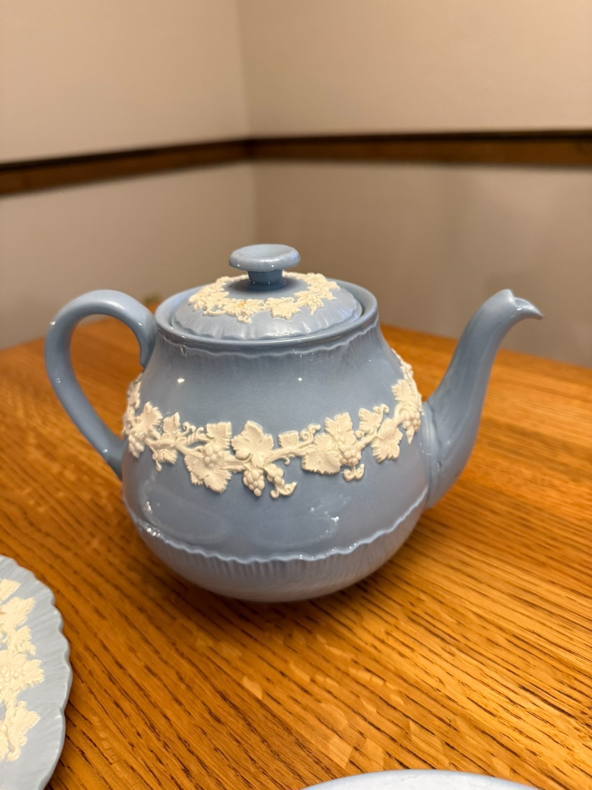 Wedgwood Jasperware Base Set (Great Condition)
