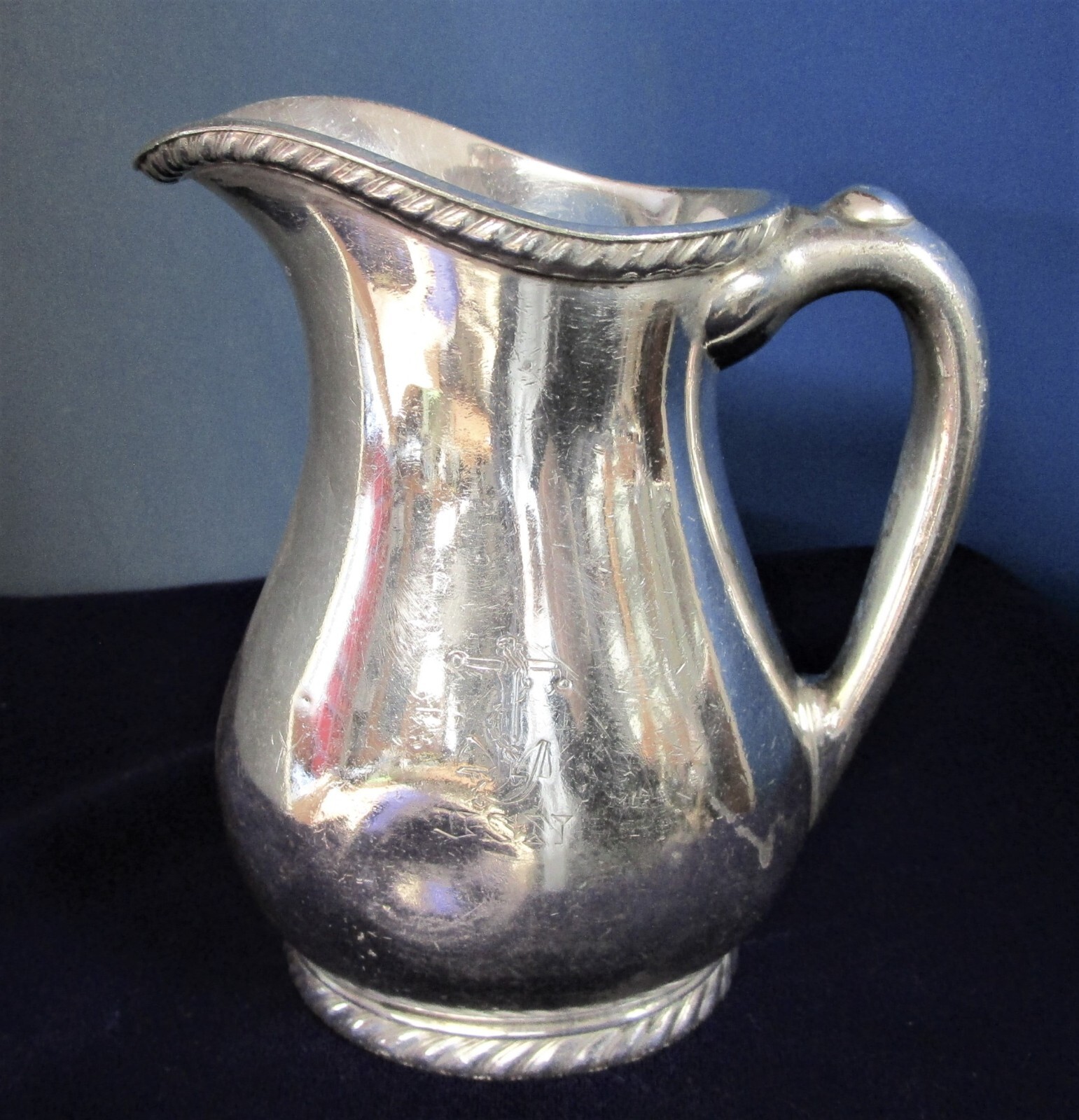 U S NAVY Silverplate Pitcher Fouled Anchor & USN Monogram on Side 1934 #01203