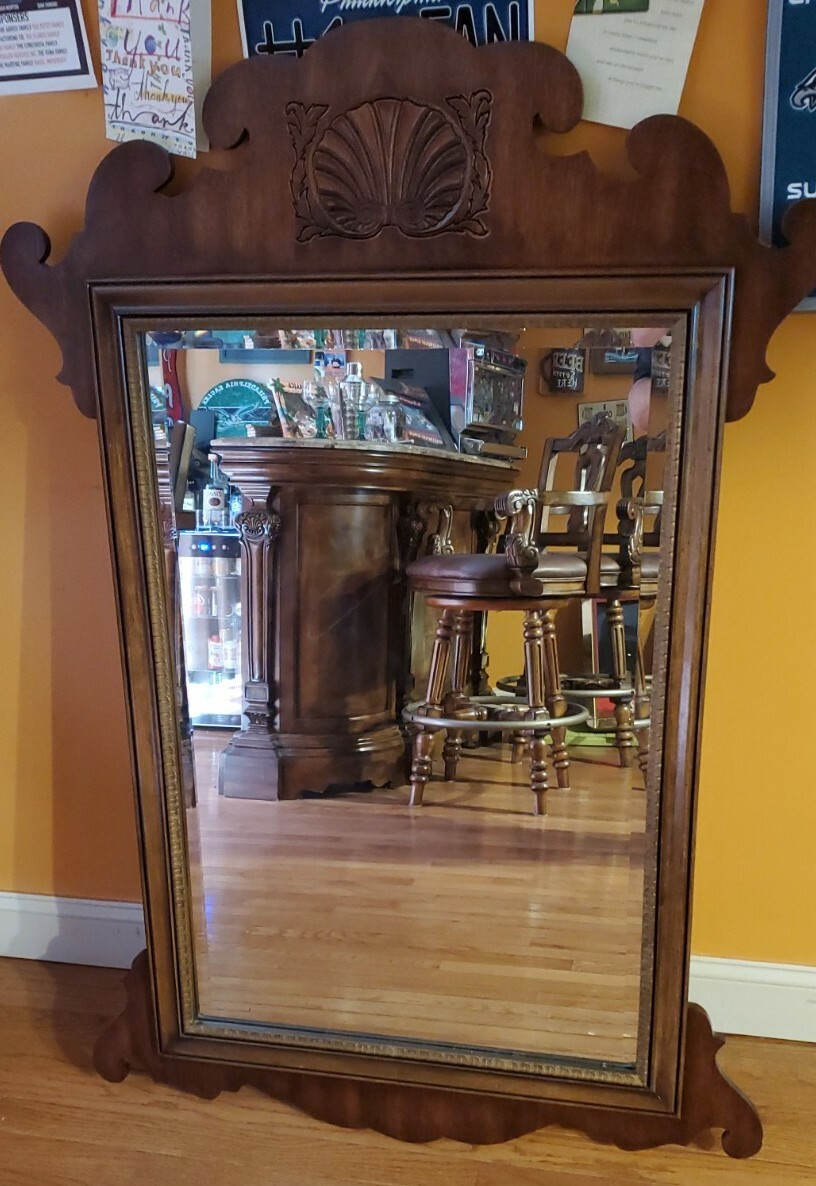 CHIPPENDALE MIRROR W BEVELED GLASS MIRROR