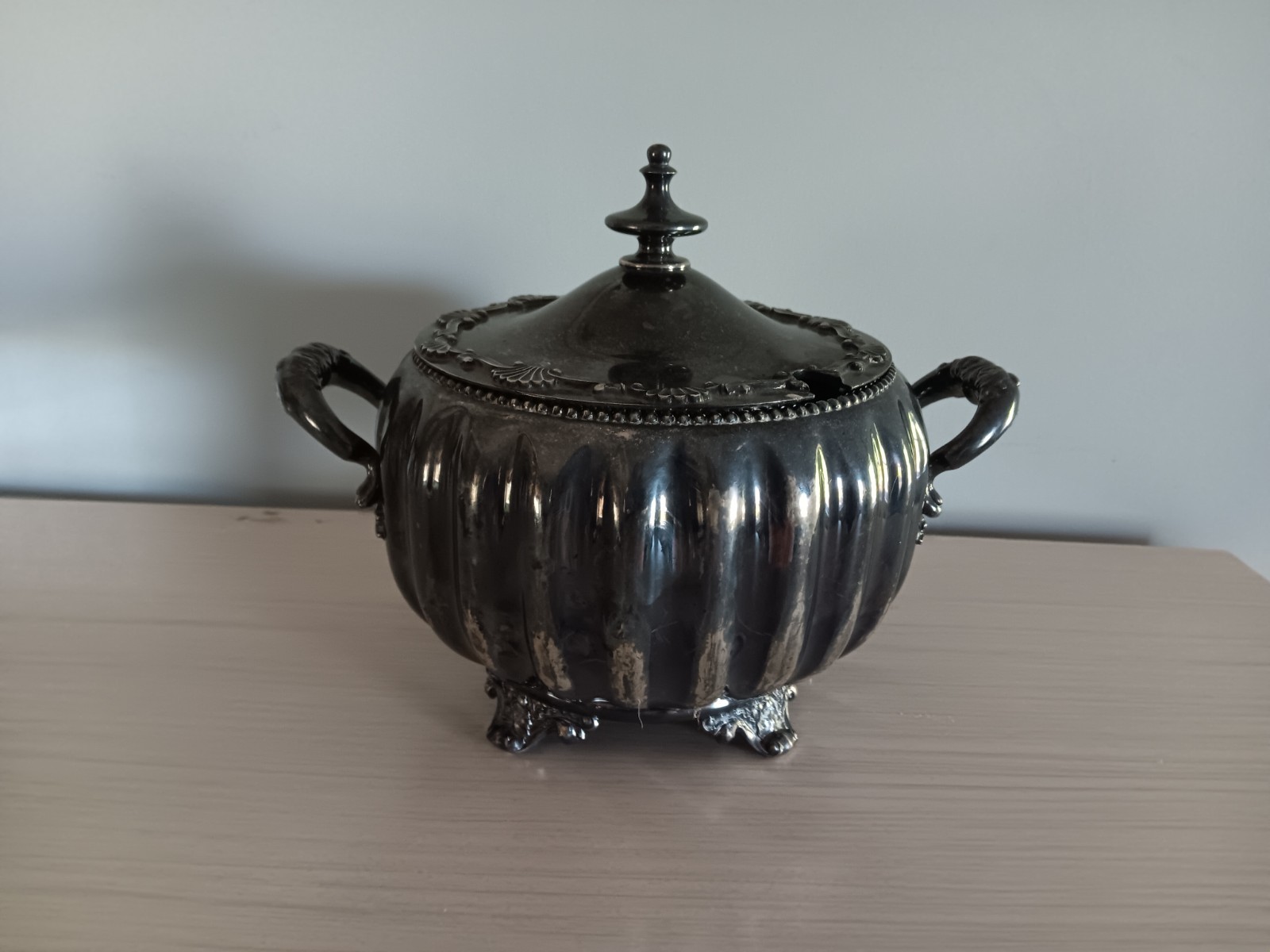 Derby Silver Co Quadruple Plate Footed Double Handle Serving Soup Tureen W/ Lid