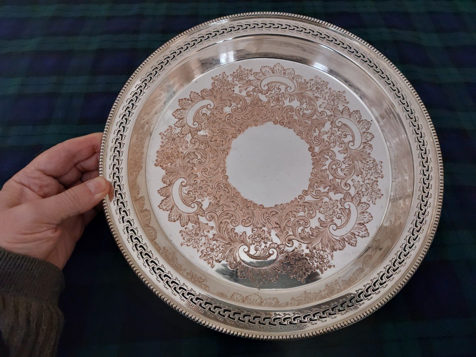 Heavy Antique 31cm Silverplate in copper Serving Tray