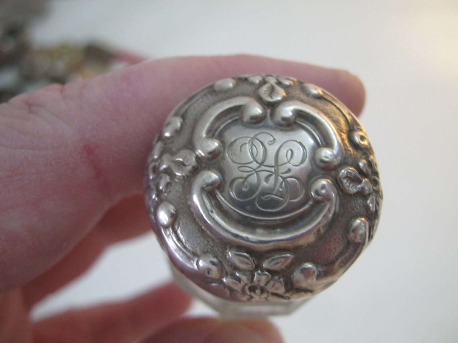 Antique London Hallmarked Sterling Silver Perfume Flask Scent Bottle Victorian