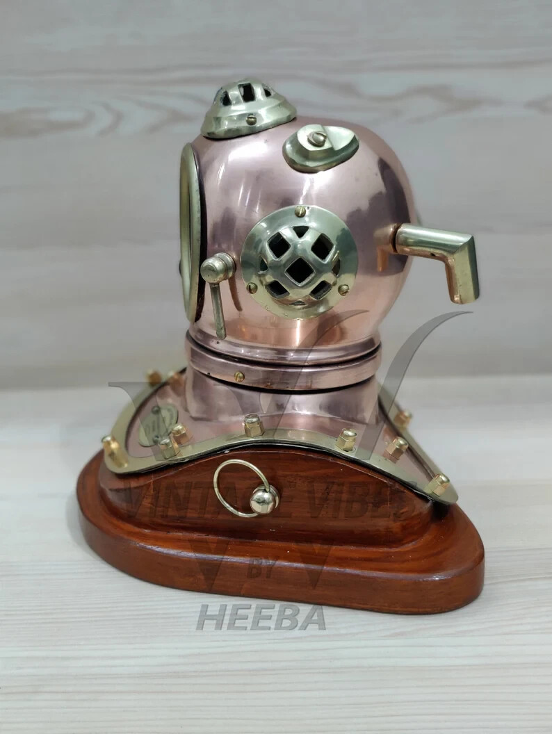 Handmade Brass / Copper Finish Diving Helmet Working Clock Nautical Desktop Gift