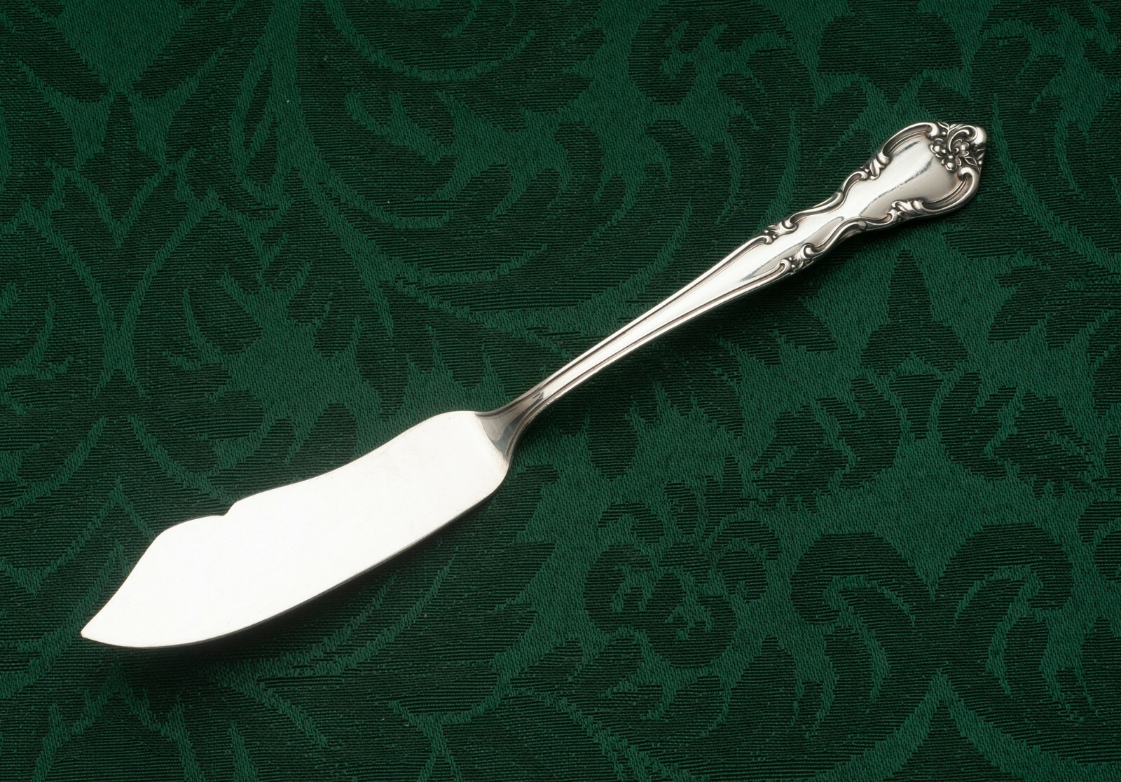 American Classic by Easterling Sterling Silver flat Master Butter Knife 7″