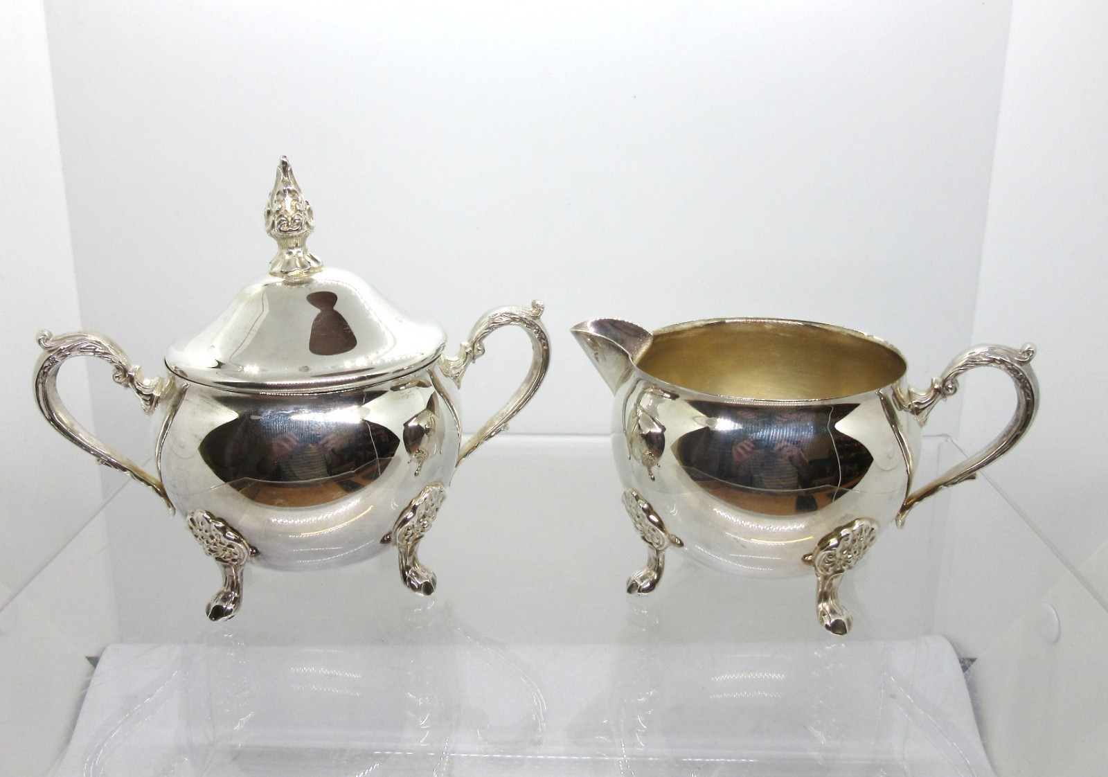 Vintage Viners Silver Plated Creamer Jug and Lidded Sugar Bowl Made in England