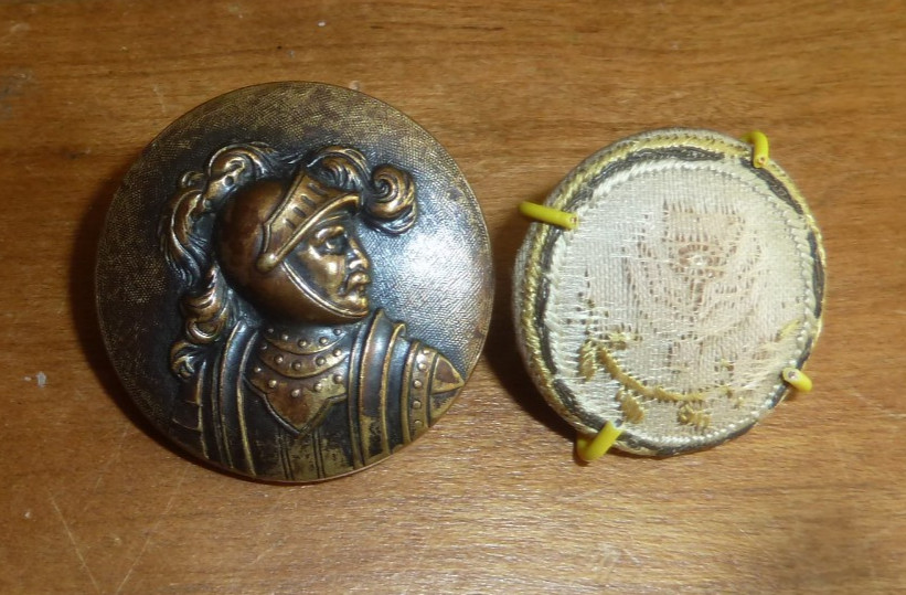 2 PARIS BACK antique buttons KING ARTHUR and a Fabric pad back
