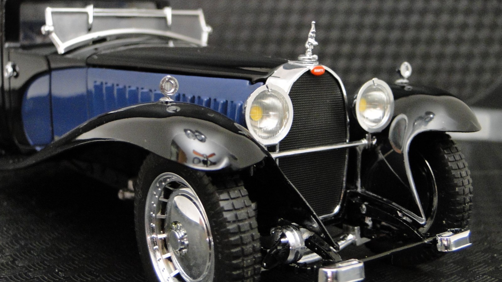 Art Deco Antique Vintage Mid-Century Modernism Modern Car Concept 1930 1940 Rare