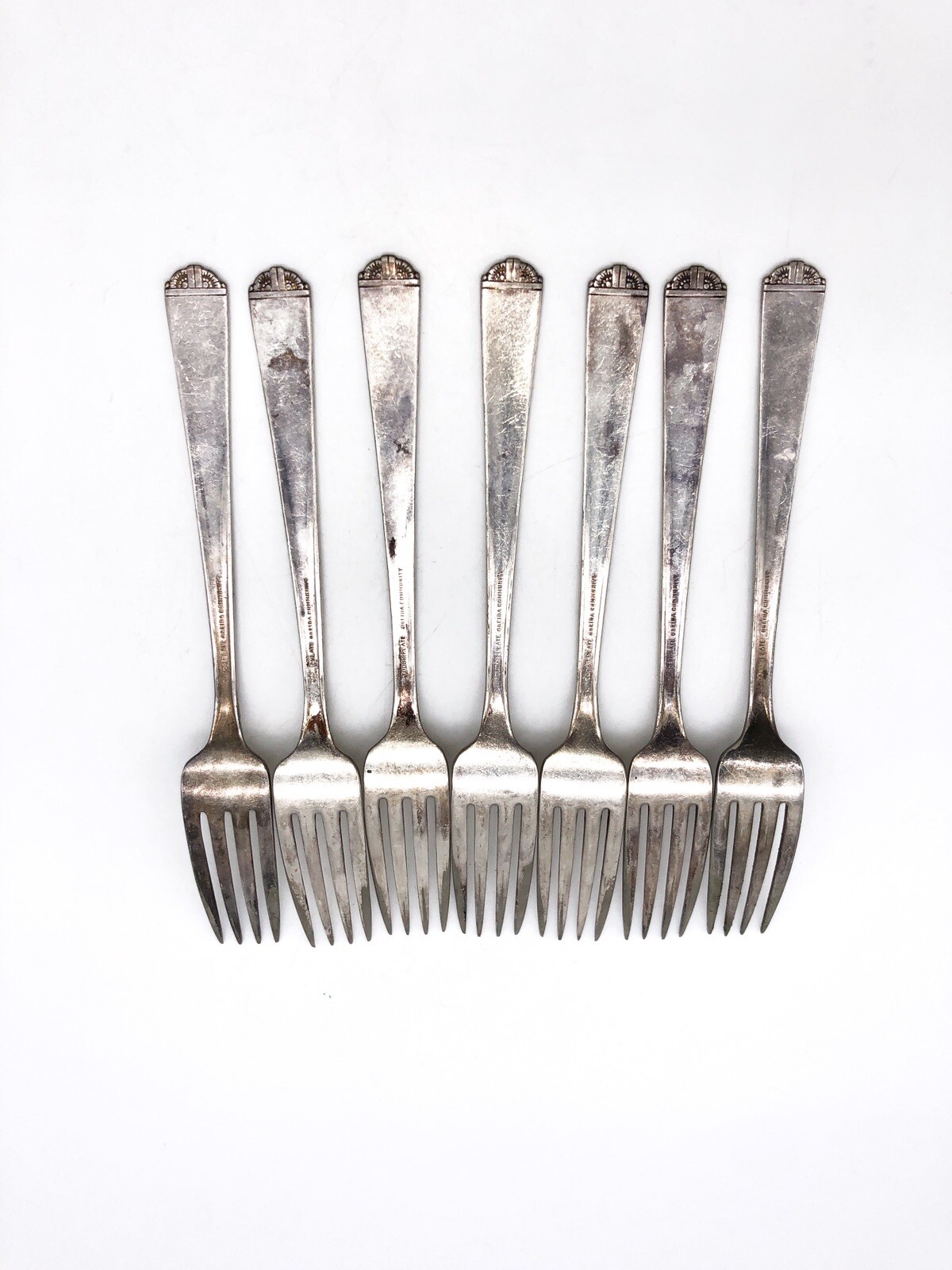 7 Oakleigh/Royal York Silver Plate Salad Forks Oneida Community 6″ Tudor Plate